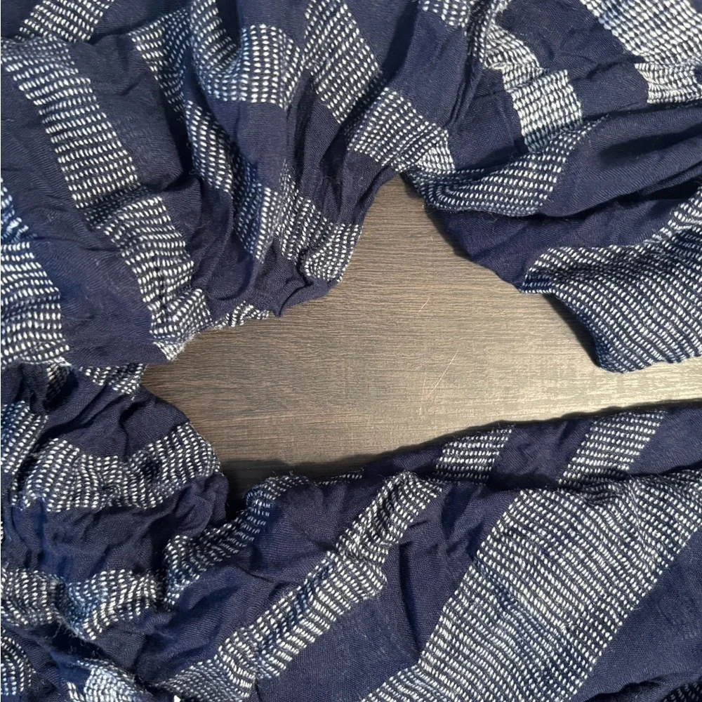 Zara Navy and Grayish/white Striped Scarf